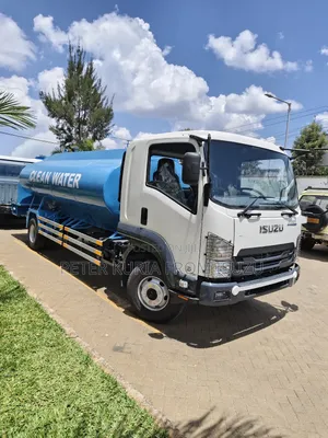 New Isuzu FRR With Water Tank