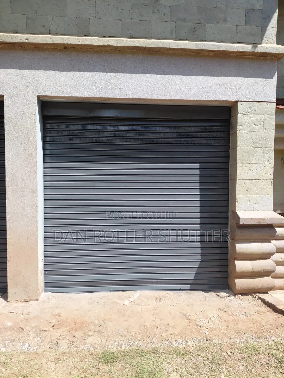 Electric Roller Door – Remote and Key Switch Options