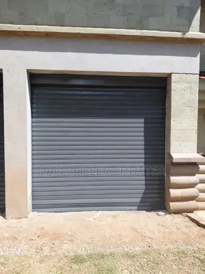 Electric Roller Door – Remote and Key Switch Options