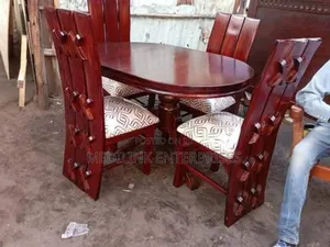 4-Seater Solid Dinning Table Set Oval
