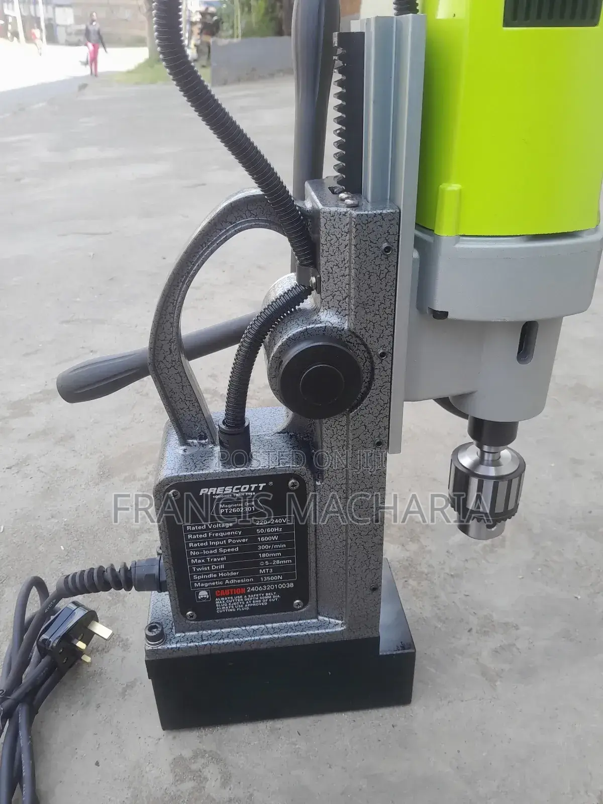 Mmagnetic Hand Drill