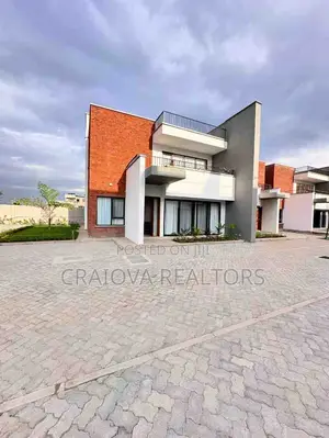 4bdrm House in Langata for sale