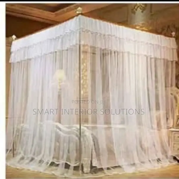 White 4stand Mosquito Net