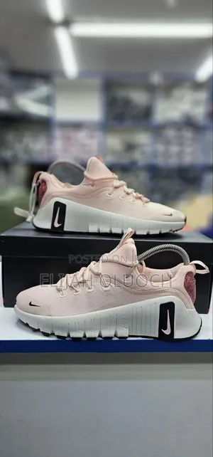 Pink Nike Matcon