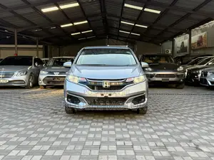 Honda Fit 2018 Silver