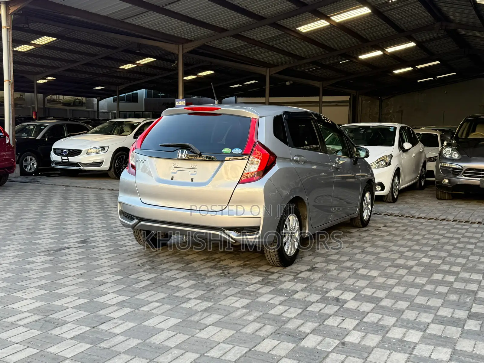 Honda Fit 2018 Silver