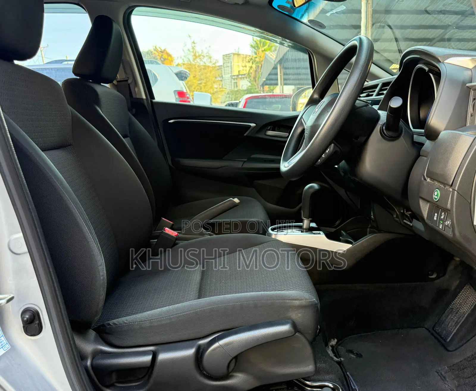 Honda Fit 2018 Silver