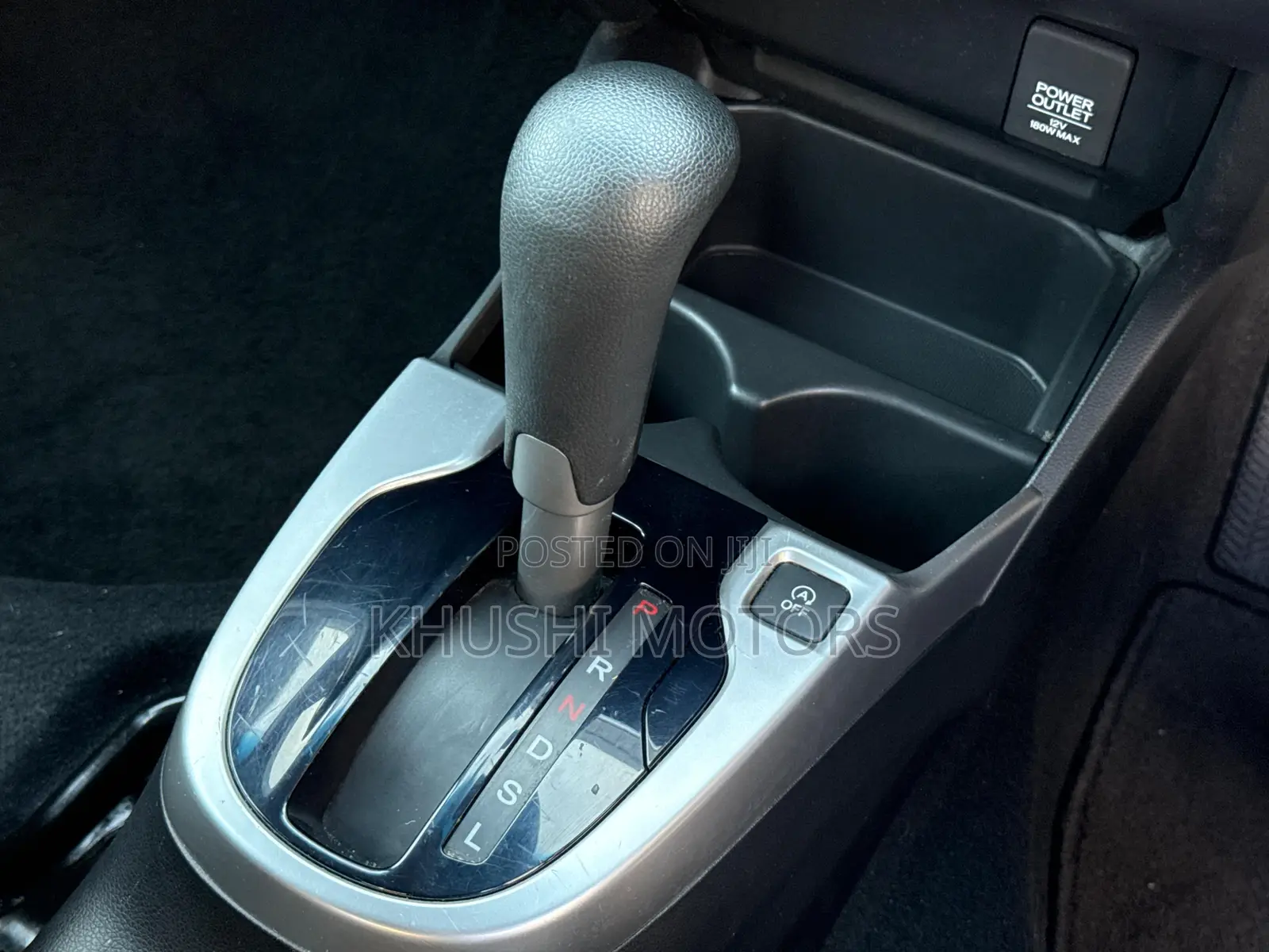 Honda Fit 2018 Silver
