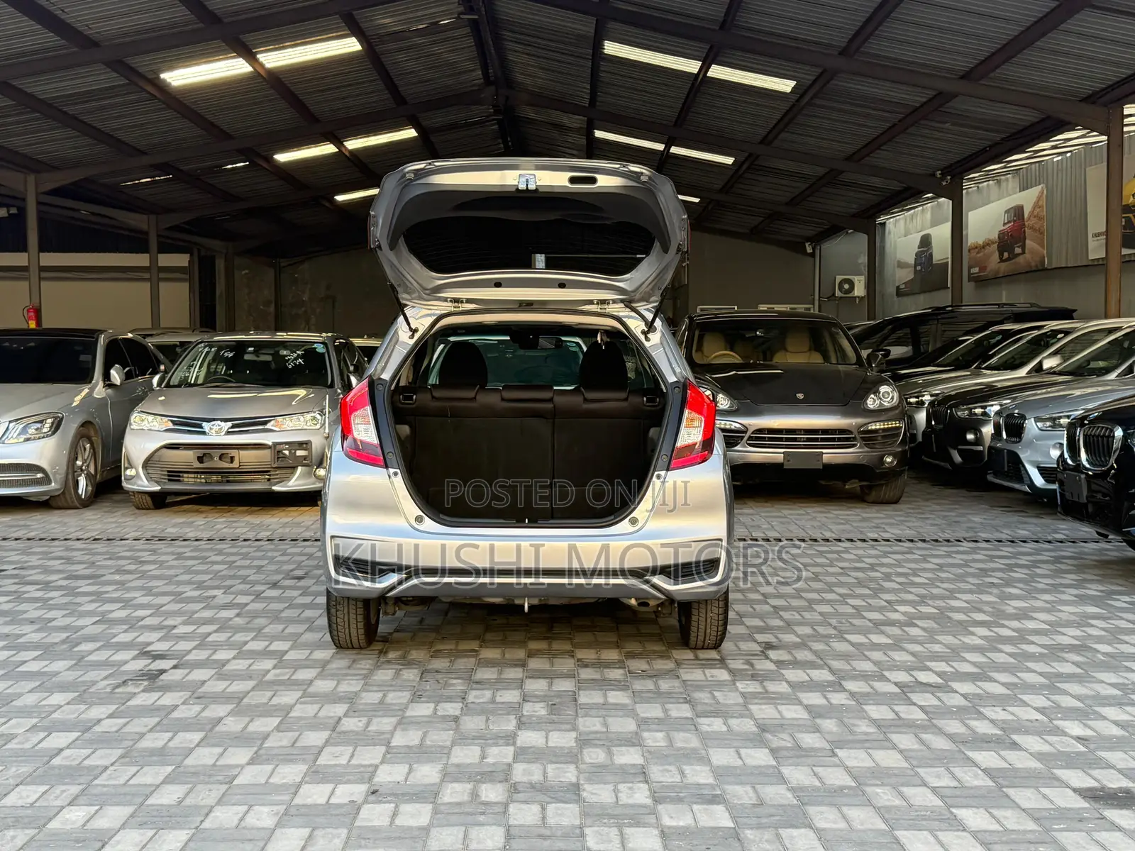 Honda Fit 2018 Silver