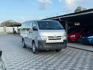 Toyota HiAce 2018 Grey