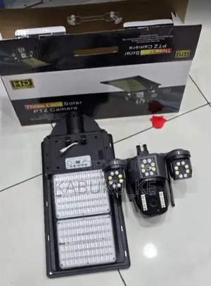 Triple Lens Simcard Solar Power Outdoor CCTV Camera With Street Light