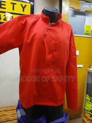 Red Cotton Will Chef Jackets Breathable and Comfortable