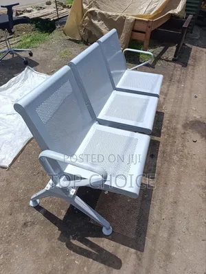 Three Link Visitors Chairs