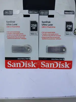 The Sandisk Ultra Luxe 256gb Usb 3.1 Flash Drive.