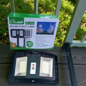Super Bright Ctlamp 300w Solar Street Light With Motion Activation