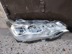 Fielder 150/160 Ex Japan Xenon  Headlights