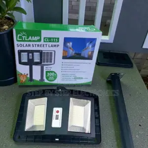 Auto on Off Ctlamp 300w Double-Sided Motion Sensor Solar Street Light