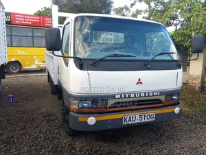 Mitsubishi Canter4d32