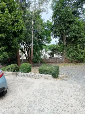 1 Acre in Upperhill for Sale