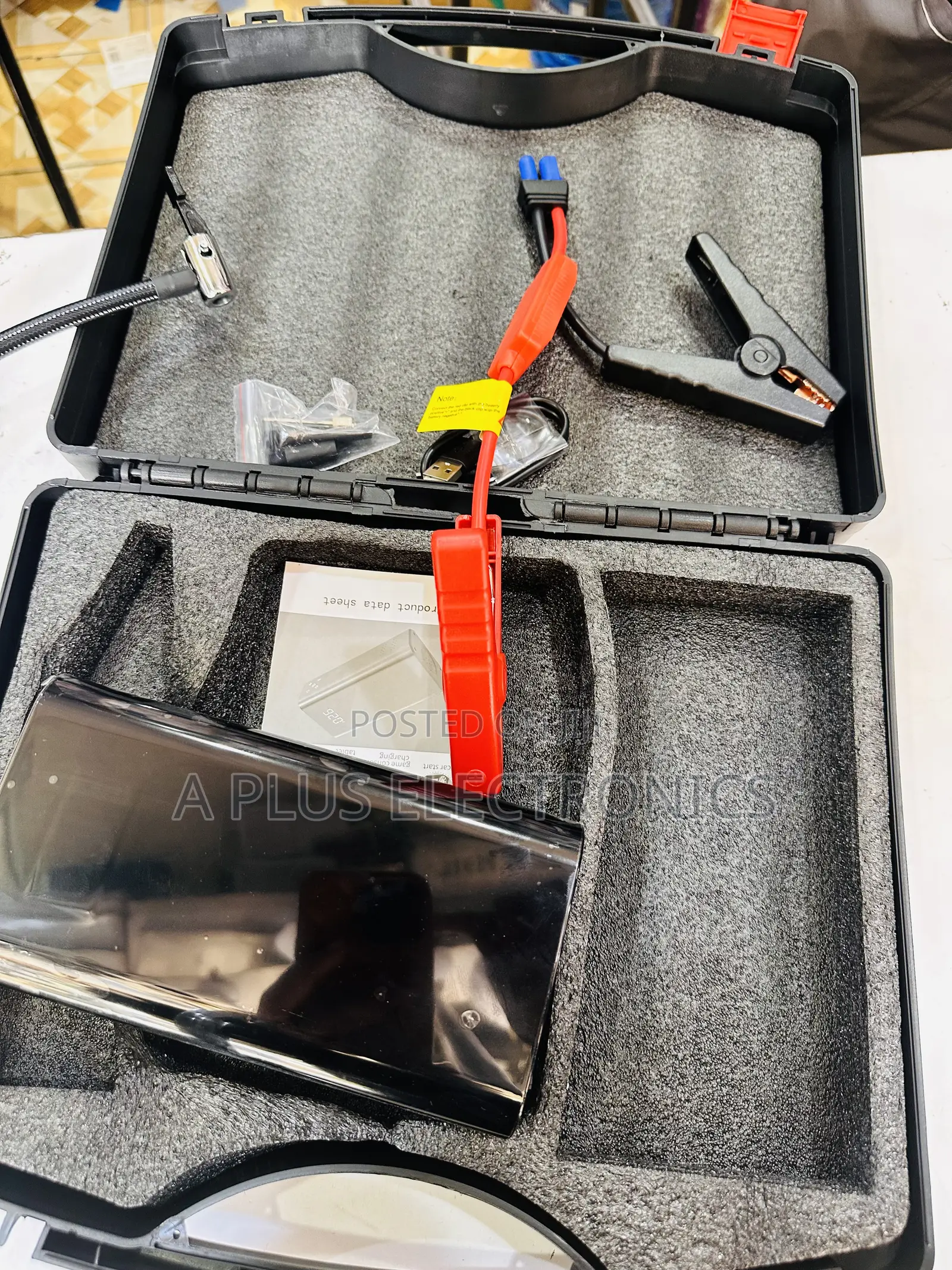 Q7 80000mah Multi-Function Jumpstarter Tyre Pump