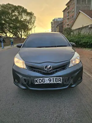 Toyota Vitz 2016 Gray