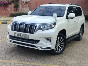 Toyota Land Cruiser Prado 2017 Pearl