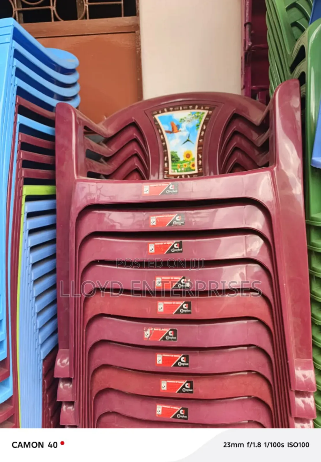 Maroon Plastic Chairs