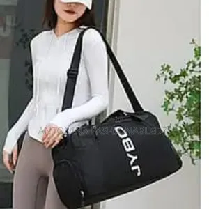 Travelling Bag/Luggage