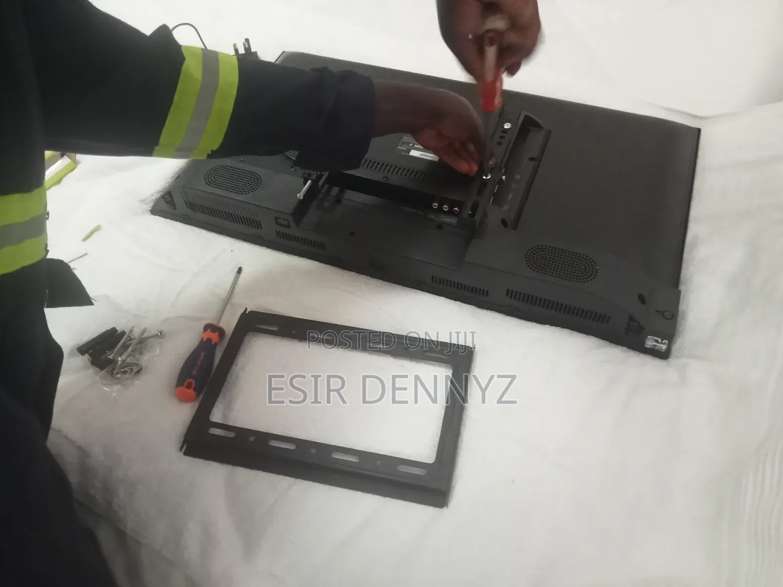 Tv Mounting and CCTV Installation
