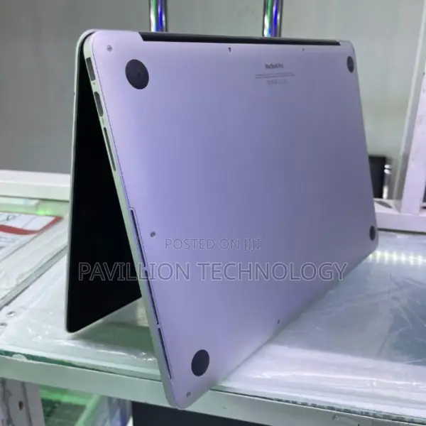Laptop Apple MacBook Pro 8GB Intel Core I5 SSD 256GB