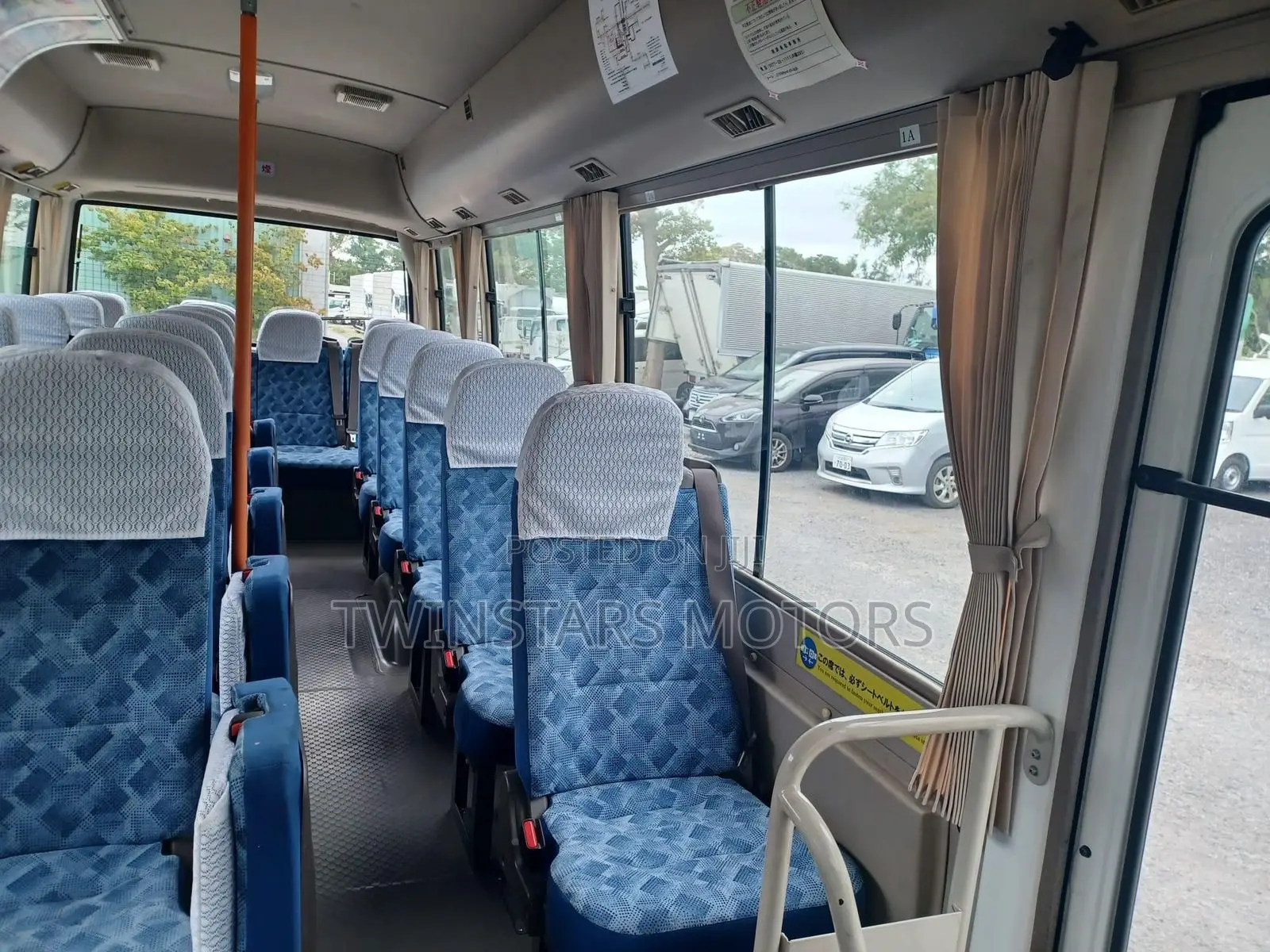 Mitsubishi Fuso Rosa 2018 White