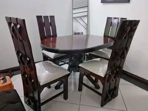 Win 4-Seater Dinning Table Set