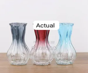 20cm High 800ml Flower Vase