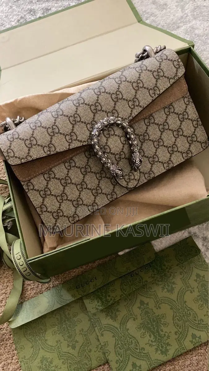 Gucci Sling Bag Full Boxed