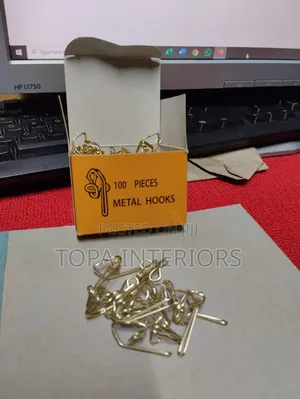 One Hundred Pieces Metal Hooks for Curtain Hanging