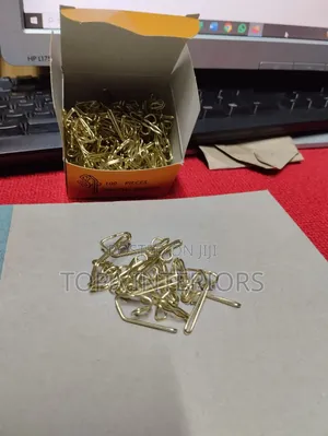 Gold Metal Hooks Drapery Curtain Hooks