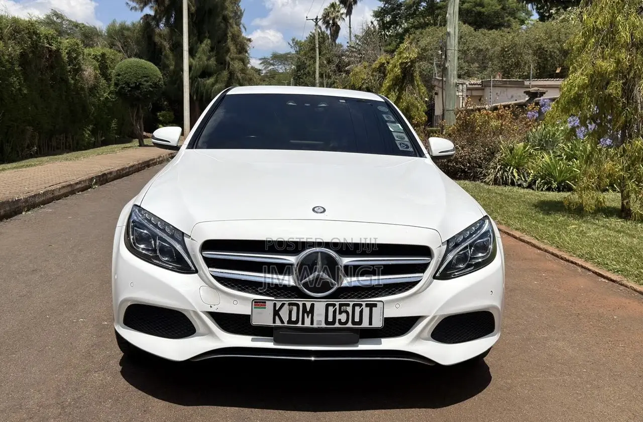 Mercedes-Benz C200 2016 White