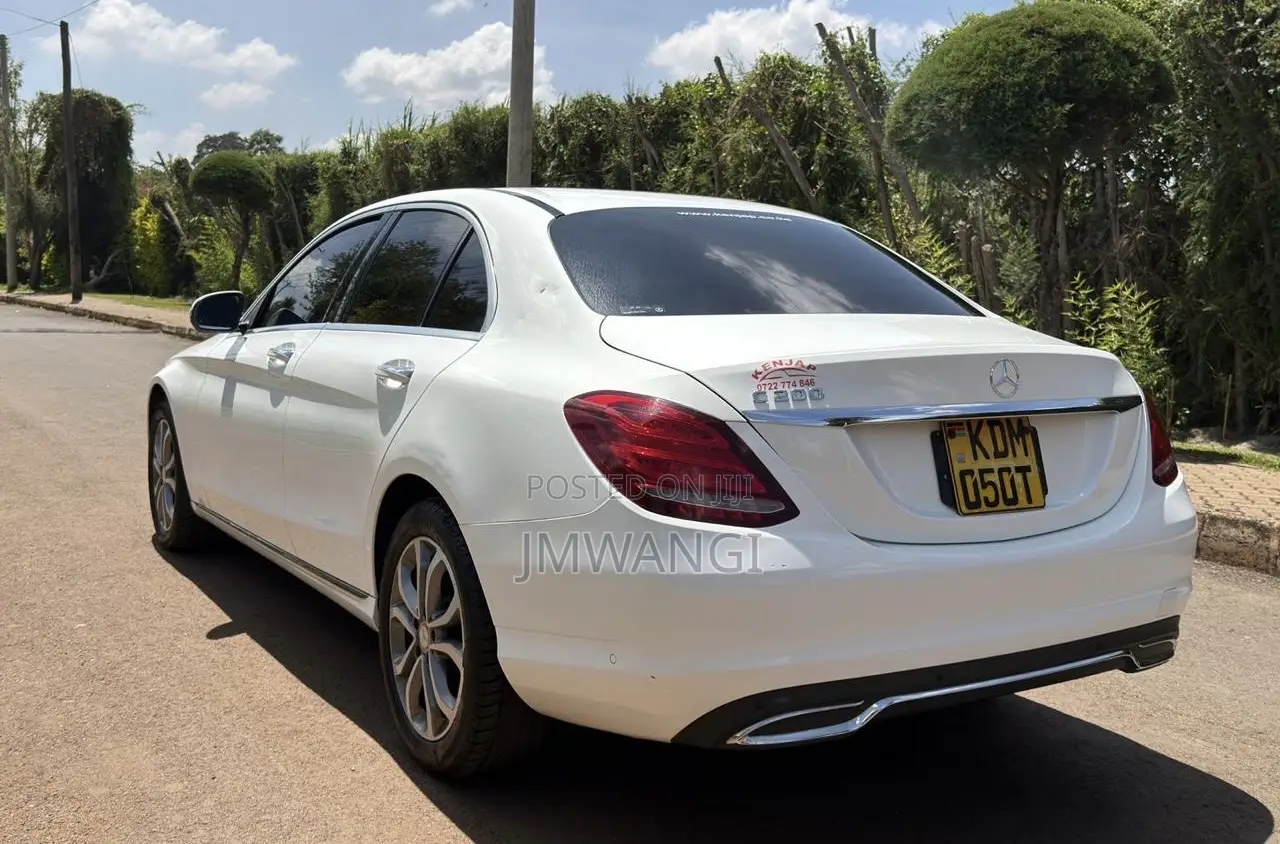 Mercedes-Benz C200 2016 White