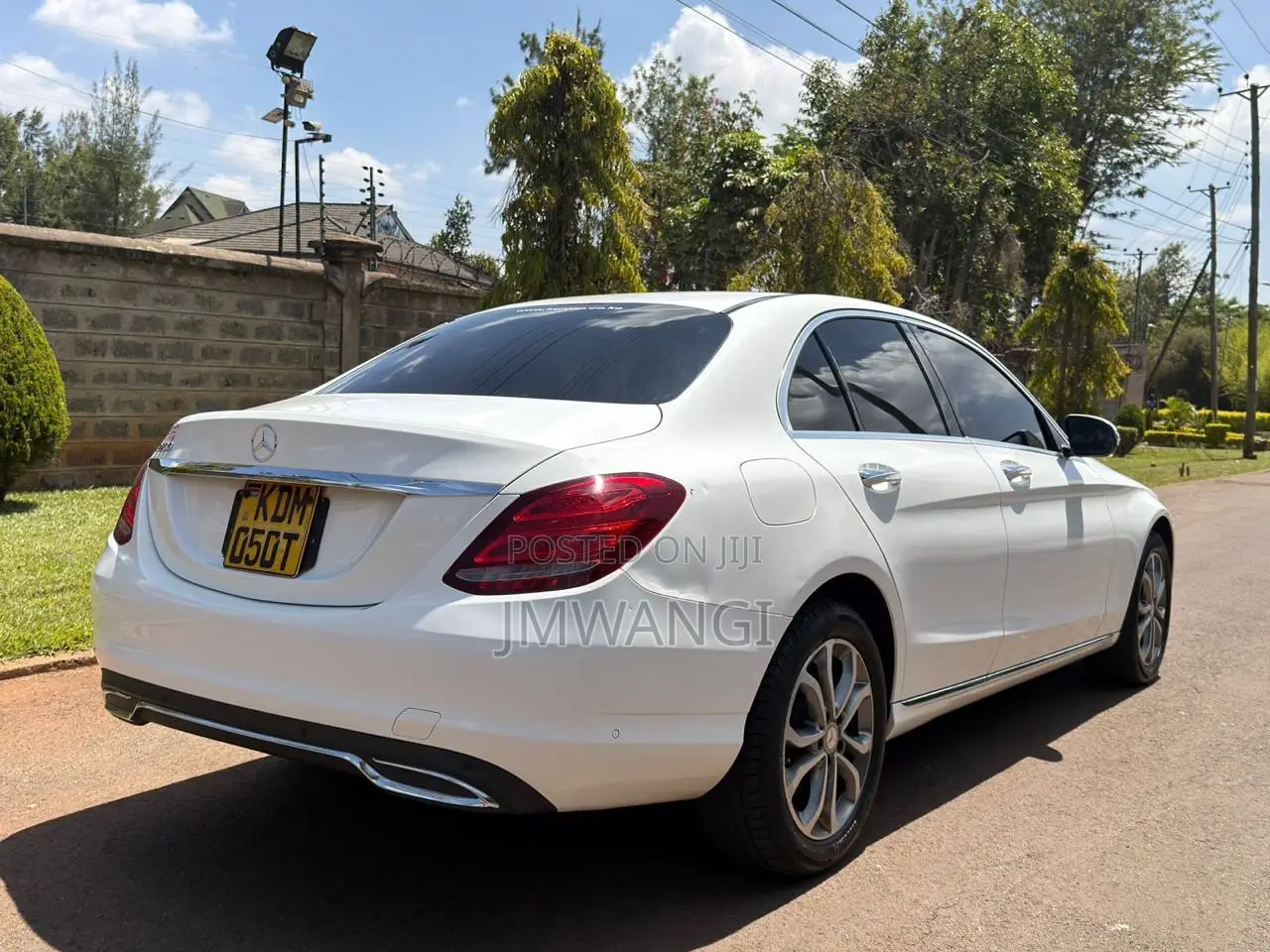 Mercedes-Benz C200 2016 White