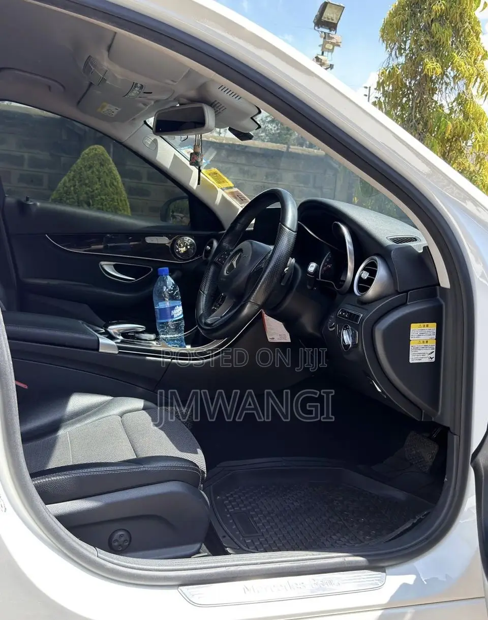 Mercedes-Benz C200 2016 White