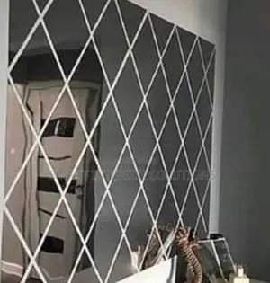 Easy Installing Diamond Mirrors