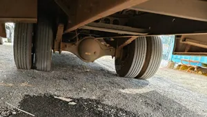 Bus 2017 Beige