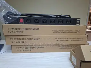Power Distribution Unit (Pdu) C13 Sockets 6 Way
