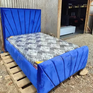 Royal Blue Velvet Single Bed 5x6