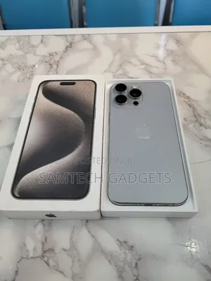 Apple iPhone 15 Pro Max 256 GB Silver