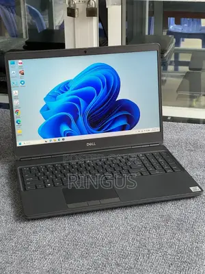 Laptop Dell Precision 15 7550 32GB Intel Core i7 SSD 512GB