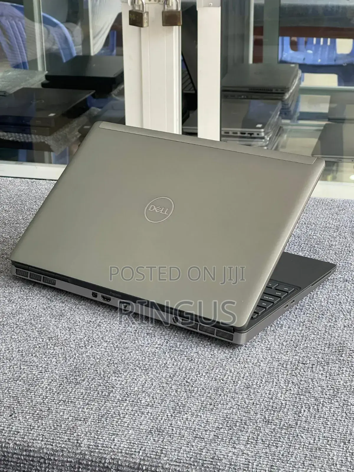 Laptop Dell Precision 15 7550 32GB Intel Core i7 SSD 512GB