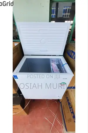 Ailyons 150 Liters Large Capacity Chest Freezer