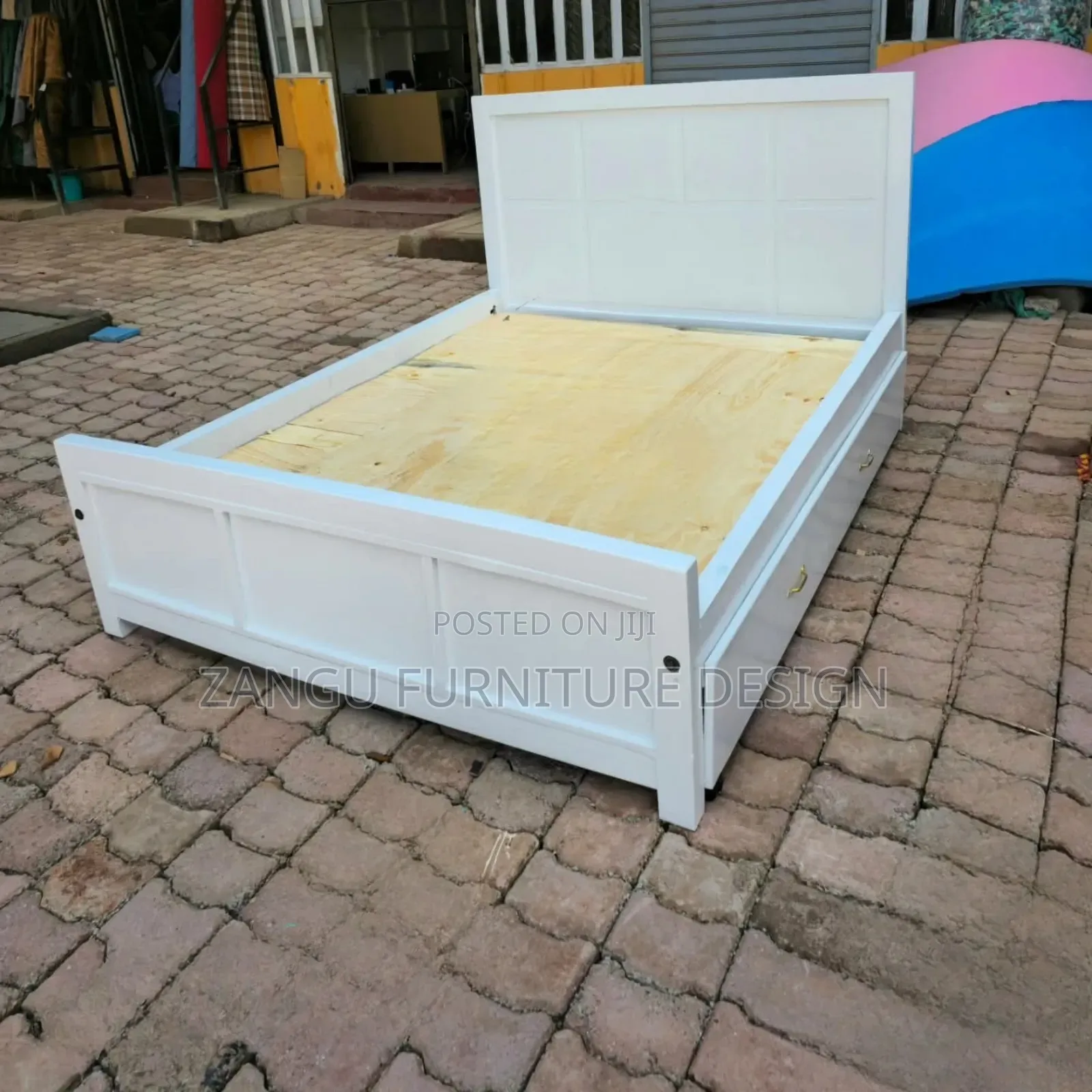 Strongline Board Beds Panel Beds