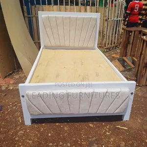 White Black Mocket Bed 4x6